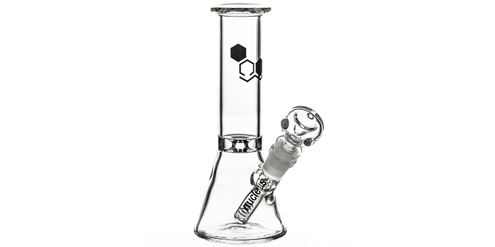 “Basics” 8” Clear Glass Beaker Bong